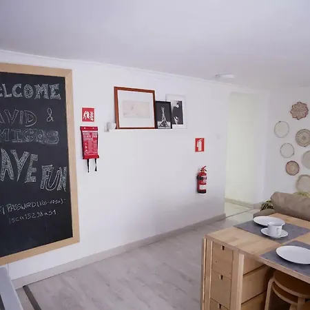 Διαμέρισμα Stylish Duplex In City Center *